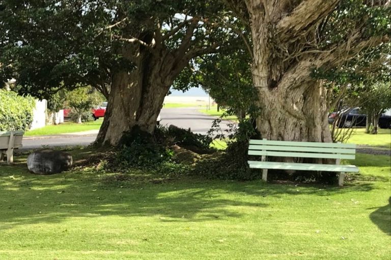 Photo of property in 4 Tatahi Street, Te Puru, Thames, 3575