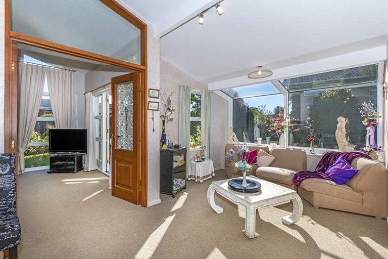 Photo of property in 18 Rutherglen Avenue, Ilam, Christchurch, 8041