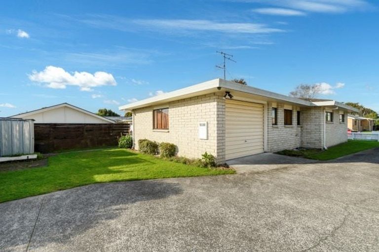 Photo of property in 31 Lloyd Street, Parkvale, Tauranga, 3112