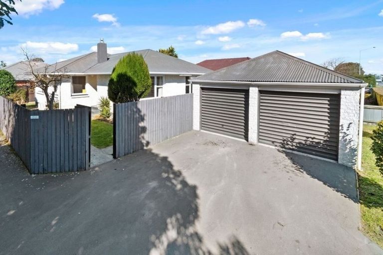 Photo of property in 1/74 Russley Road, Russley, Christchurch, 8042