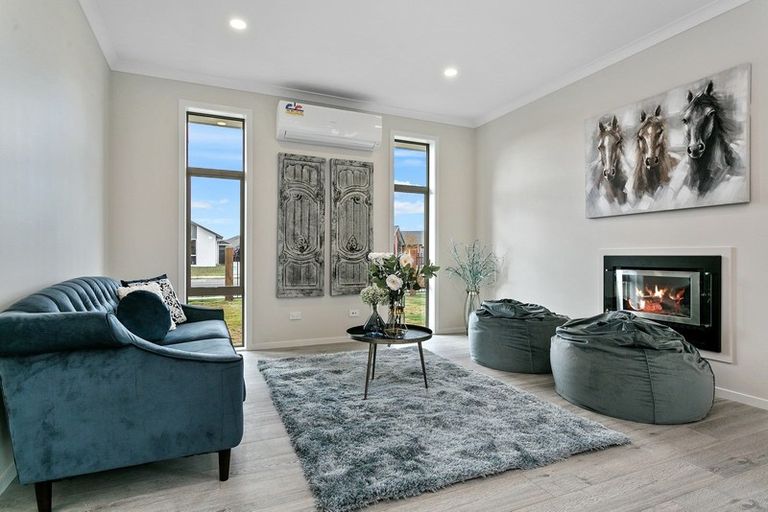 Photo of property in 39 Carnation Court, Cambridge, 3434