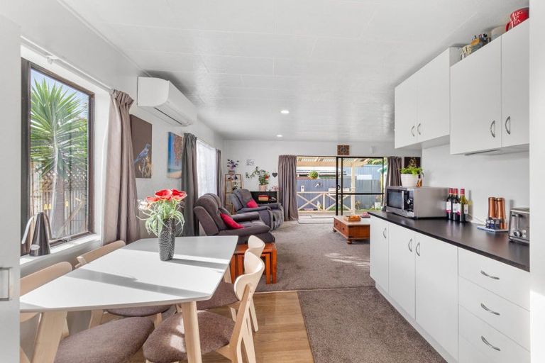 Photo of property in 196a Bartholomew Road, Levin, 5510