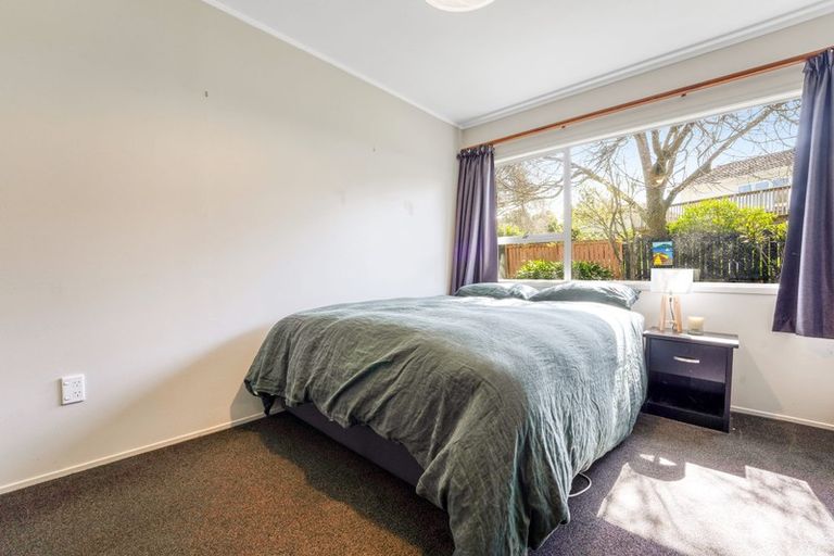 Photo of property in 2/21 Birman Close, Half Moon Bay, Auckland, 2012