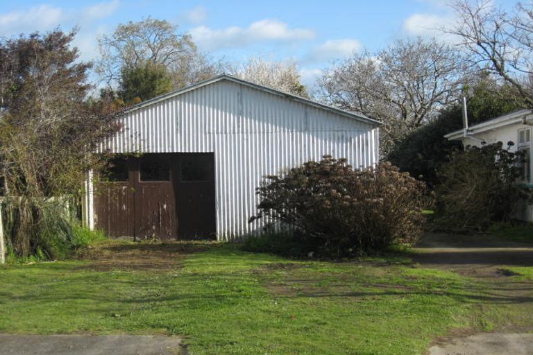 Photo of property in 10 Kempton Street, Greytown, 5712