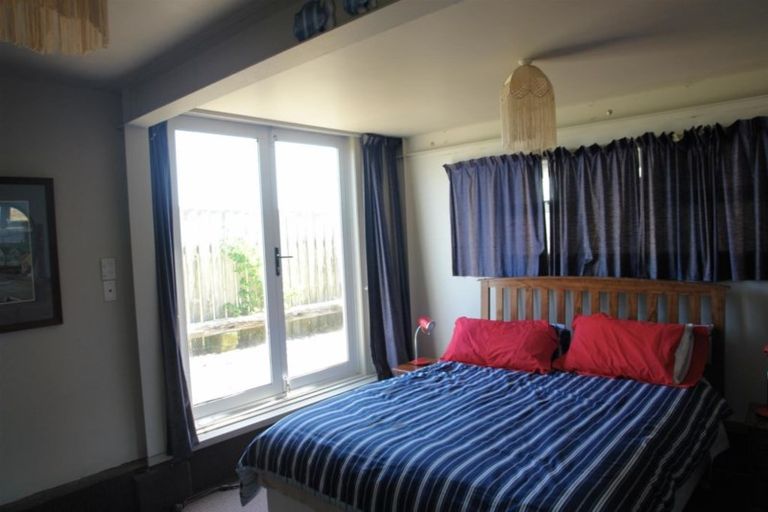 Photo of property in 29 Nukumaru Parade, Waiinu Beach, Whanganui, 4588