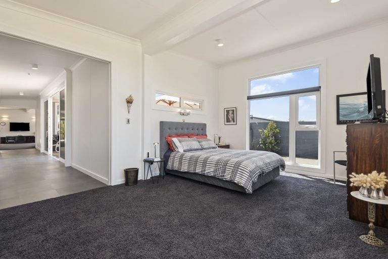 Photo of property in 41 Punga Street, Tangimoana, 4822