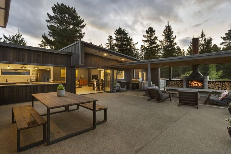 Photo of property in 137 Bannockburn Road, Cromwell, 9384