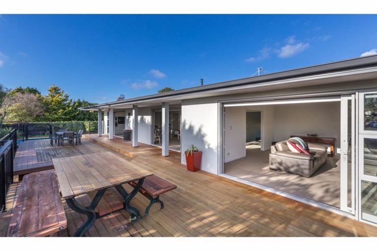 Photo of property in 1 Paikea Place, Somerfield, Christchurch, 8024