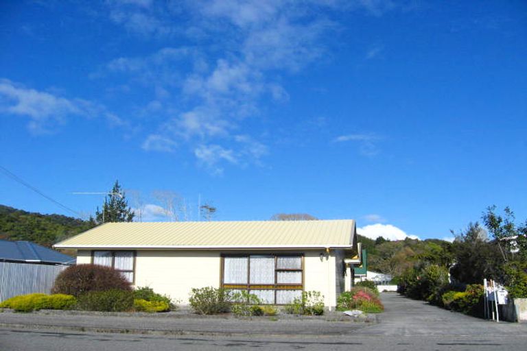 Photo of property in 61 Shakespeare Street, Greymouth, 7805