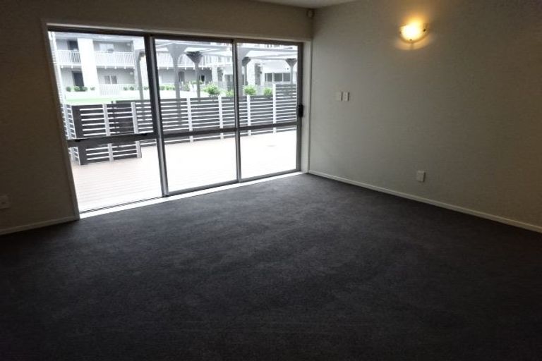 Photo of property in 210/252 Centreway Road, Orewa, 0931