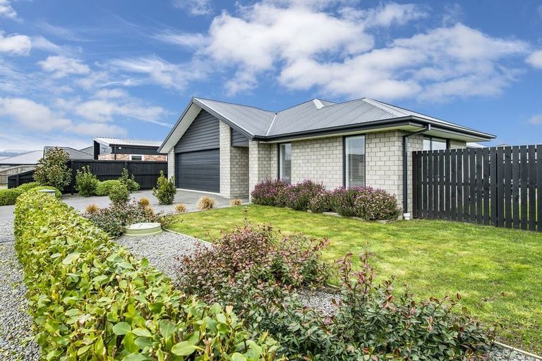 Photo of property in 26 Collier Drive, Halswell, Christchurch, 8025