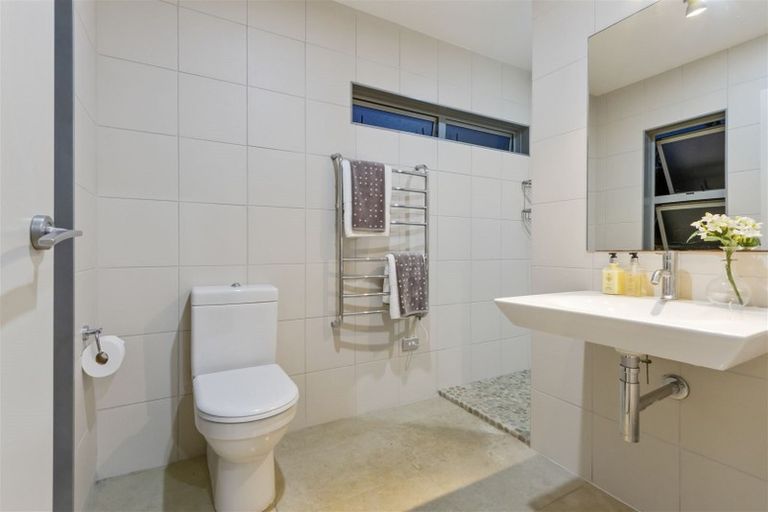 Photo of property in 95b Braemar Road, Castor Bay, Auckland, 0620