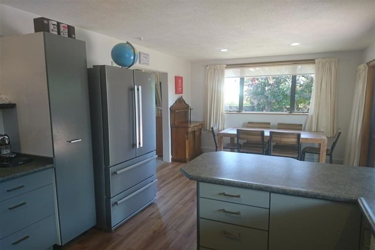 Photo of property in 2 Ragan Lane, Wanaka, 9305