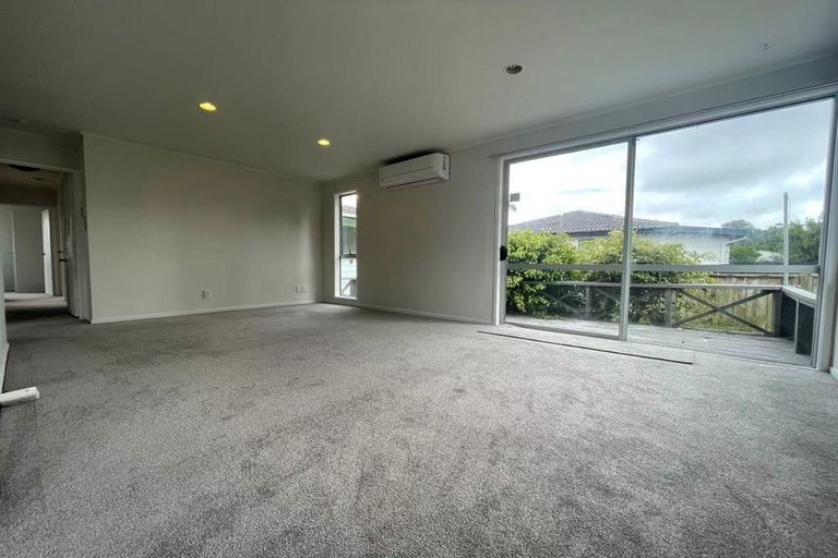Photo of property in 377 Bucklands Beach Road, Bucklands Beach, Auckland, 2012