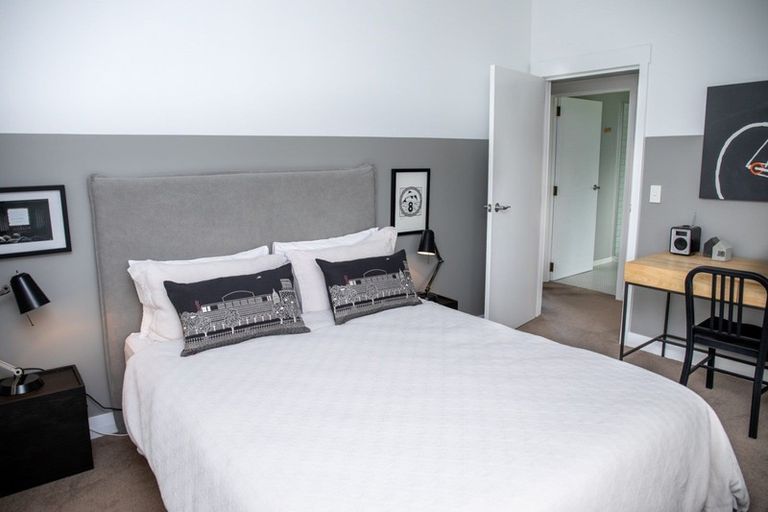 Photo of property in 29 Ferry Road, Martinborough, 5711