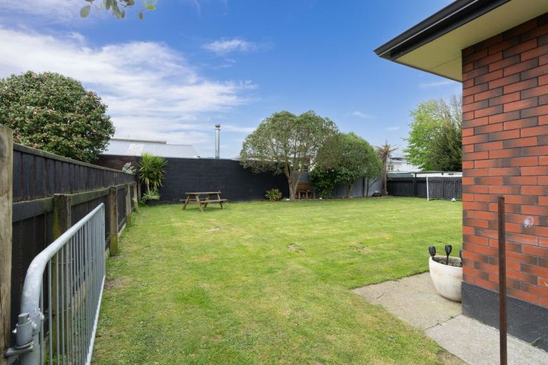 Photo of property in 12 Tawa Street, Levin, 5510