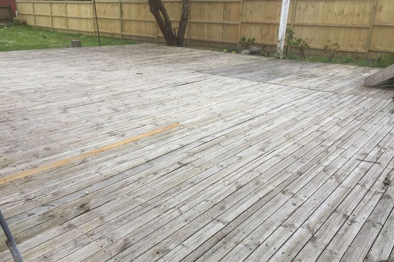 Photo of property in 28 Edwards Avenue, Henderson, Auckland, 0610