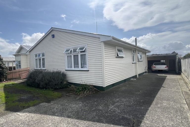 Photo of property in 241 Botanical Road, Takaro, Palmerston North, 4412