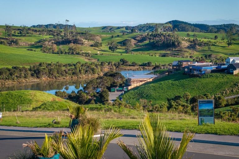 Photo of property in 8 Rereahu Street, Raglan, 3225