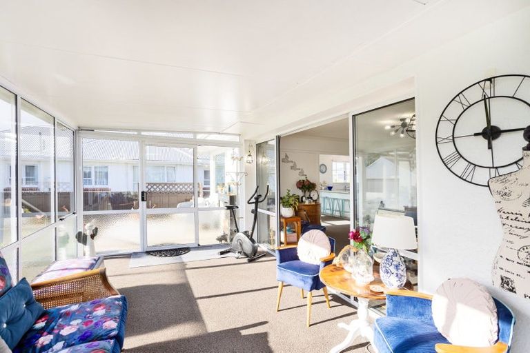 Photo of property in 52 Willis Street, Grasmere, Invercargill, 9810