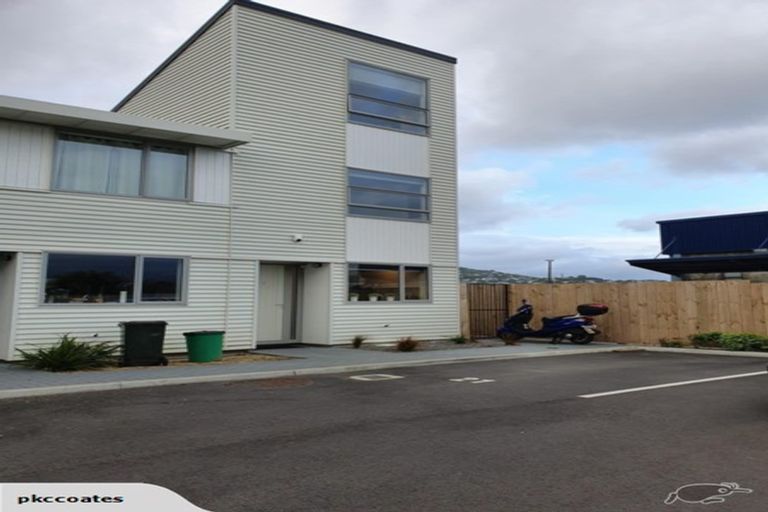 Photo of property in 2/36 Tacy Street, Kilbirnie, Wellington, 6022