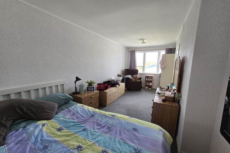 Photo of property in 136b Dimock Street, Titahi Bay, Porirua, 5022