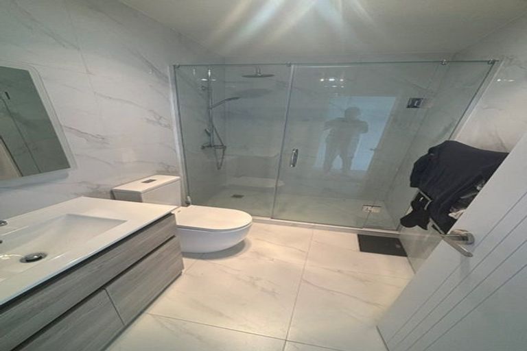 Photo of property in 53 Sunnyheights Road, Orewa, 0931