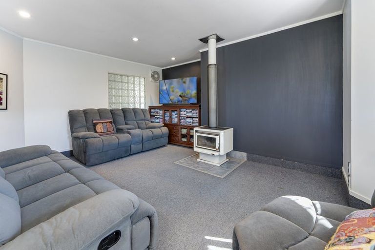 Photo of property in 11 Coleridge Place, Stoke, Nelson, 7011