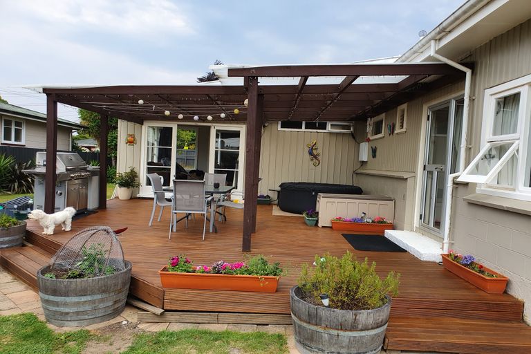 Photo of property in 28 Eltham Road, Blenheim, 7201