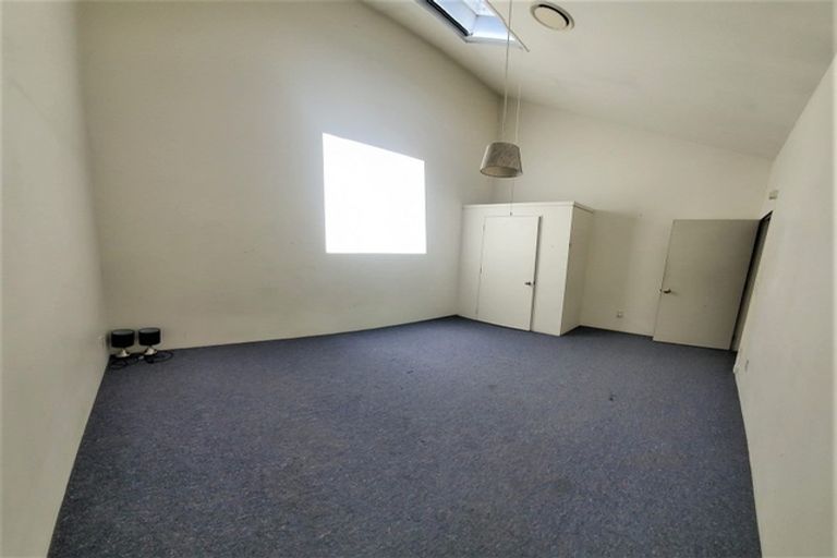 Photo of property in 4/5 Hopper Street, Mount Cook, Wellington, 6011