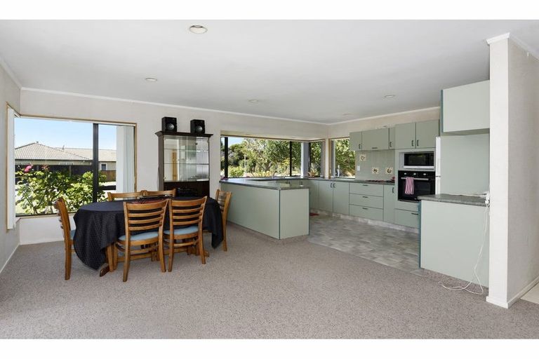 Photo of property in 21 Malthouse Crescent, Brightwater, 7022