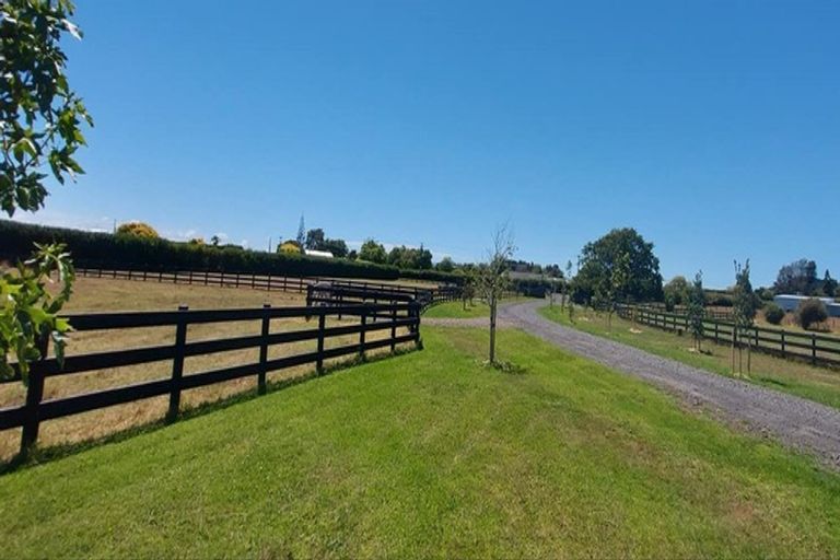 Photo of property in 83 Settlement Road, Puni, Pukekohe, 2678