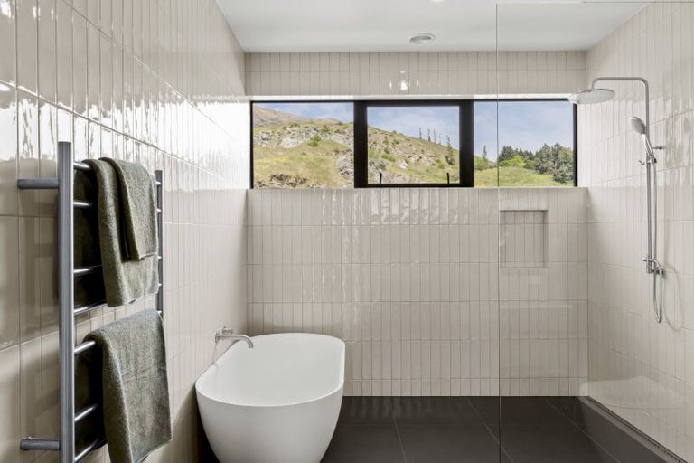 Photo of property in Kawarau Heights, 75 Kawarau Heights Boulevard, Lake Hayes, Queenstown, 9304