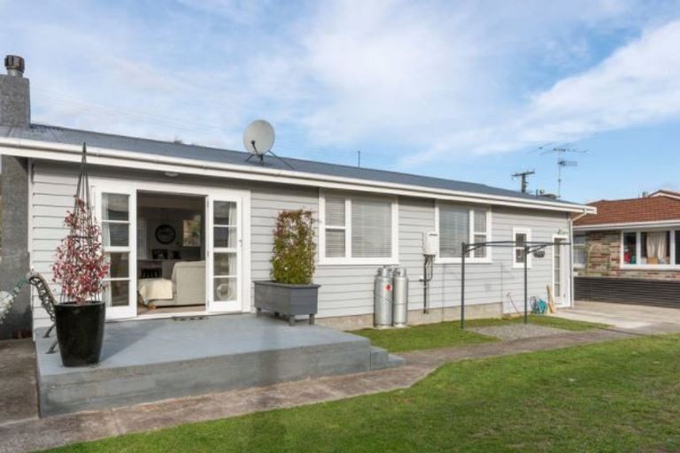 Photo of property in 15a Freemans Road, Otaki, 5512