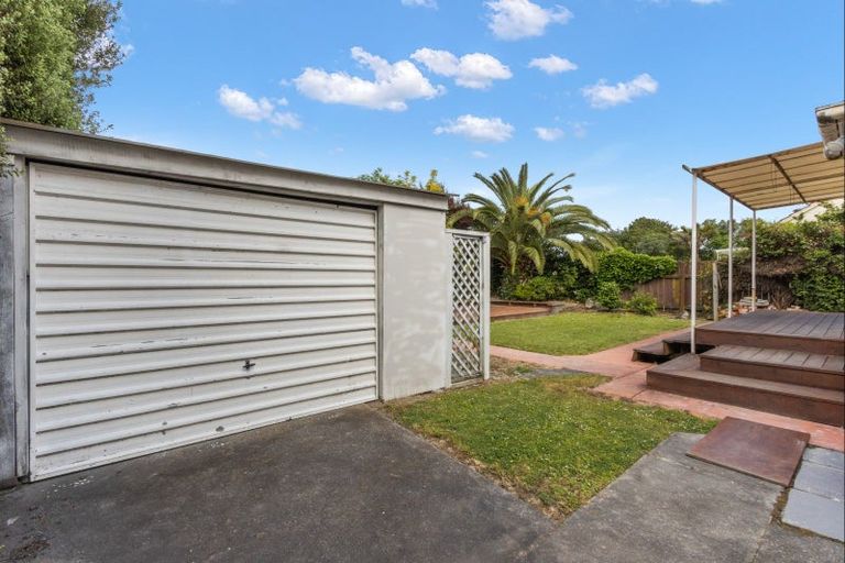 Photo of property in 27 Rutherford Road, Marewa, Napier, 4110