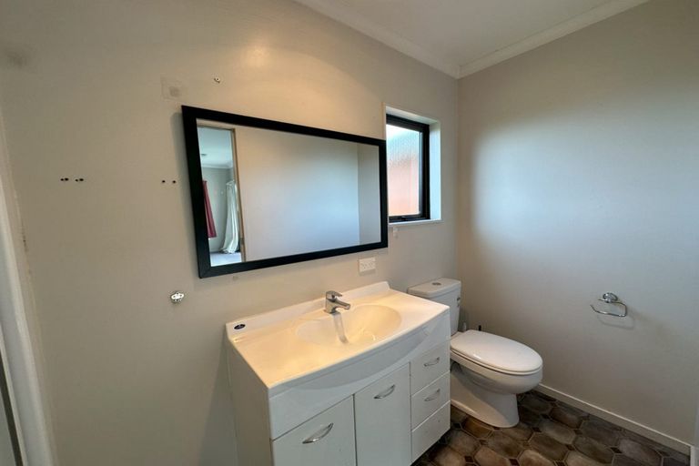 Photo of property in 6 Stephen Street, Halfway Bush, Dunedin, 9010