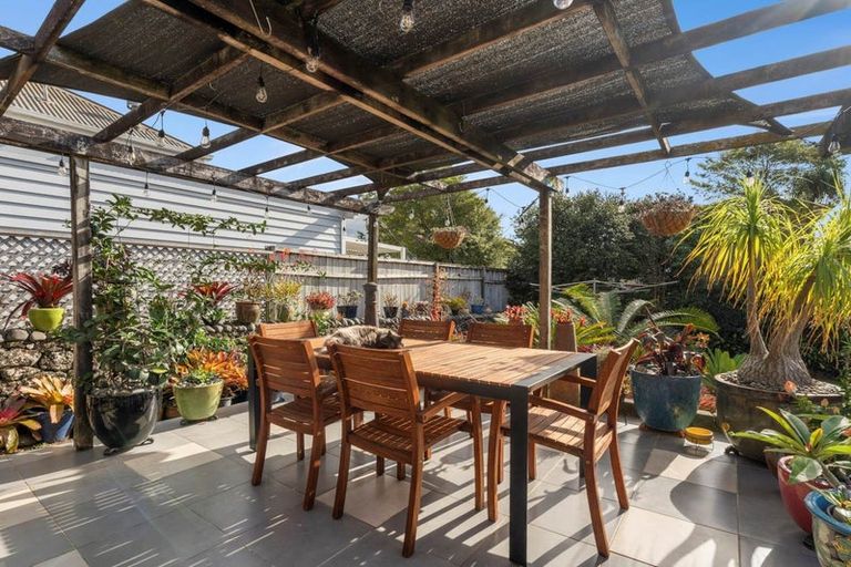 Photo of property in 90 Asquith Avenue, Mount Albert, Auckland, 1025