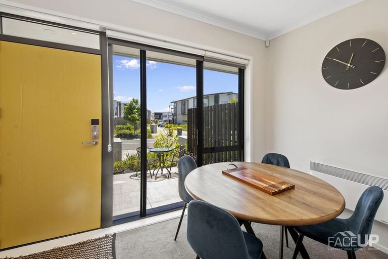 Photo of property in 18 Walter Merton Road, Hobsonville, Auckland, 0616