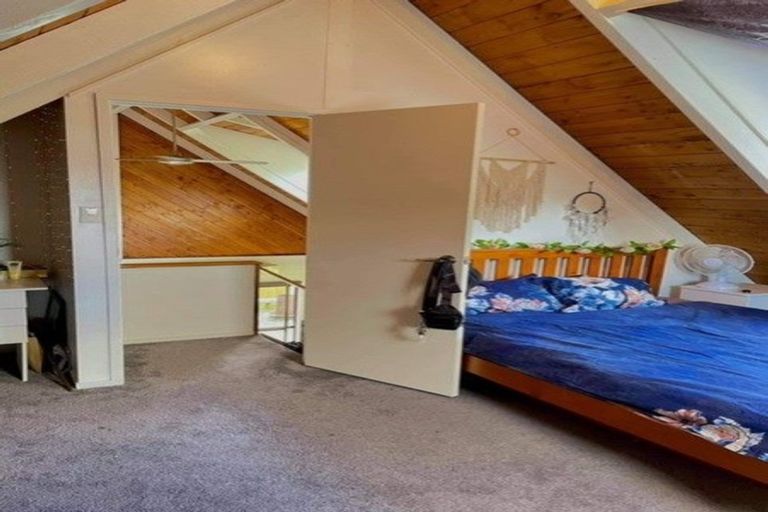 Photo of property in 6 Shearwater Street, One Tree Point, 0118