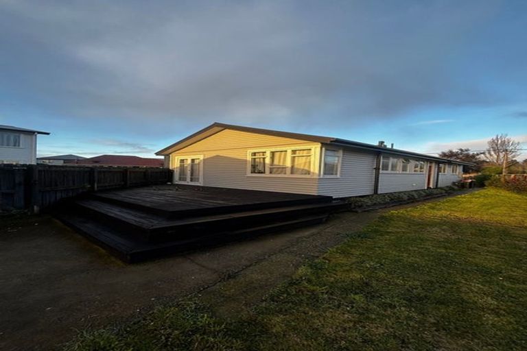 Photo of property in 23 Camden Street, Redwood, Christchurch, 8051