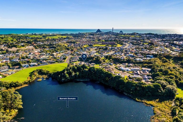 Photo of property in 7 Rotokare Crescent, Whalers Gate, New Plymouth, 4310