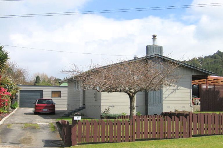 Photo of property in 3 Collie Drive, Pukehangi, Rotorua, 3015