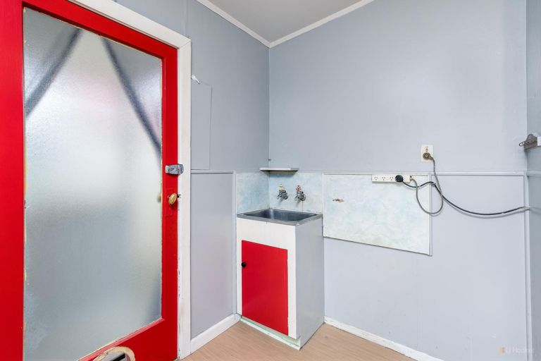 Photo of property in 16 Dobson Street, Waimate, 7924