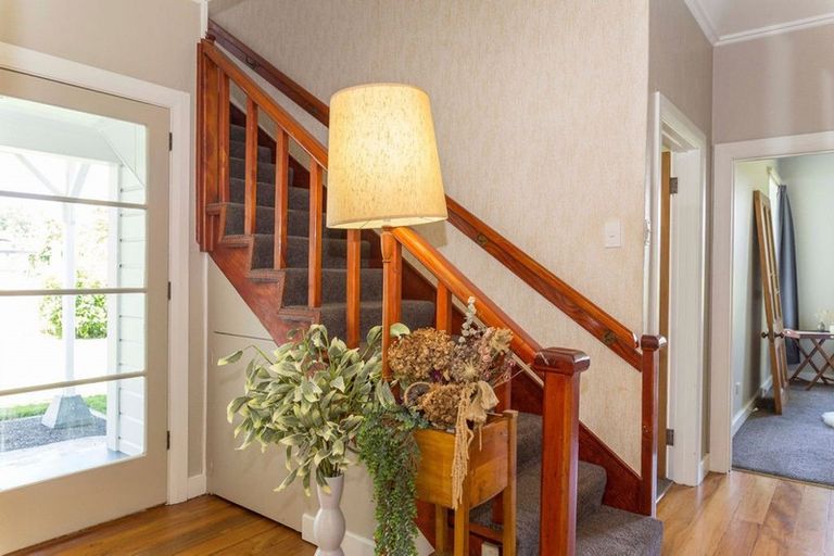 Photo of property in 51 Cole Street, Dannevirke, 4930