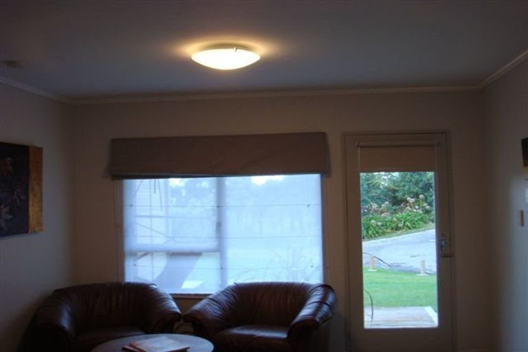 Photo of property in 1/49 Maungaraki Road, Korokoro, Lower Hutt, 5012