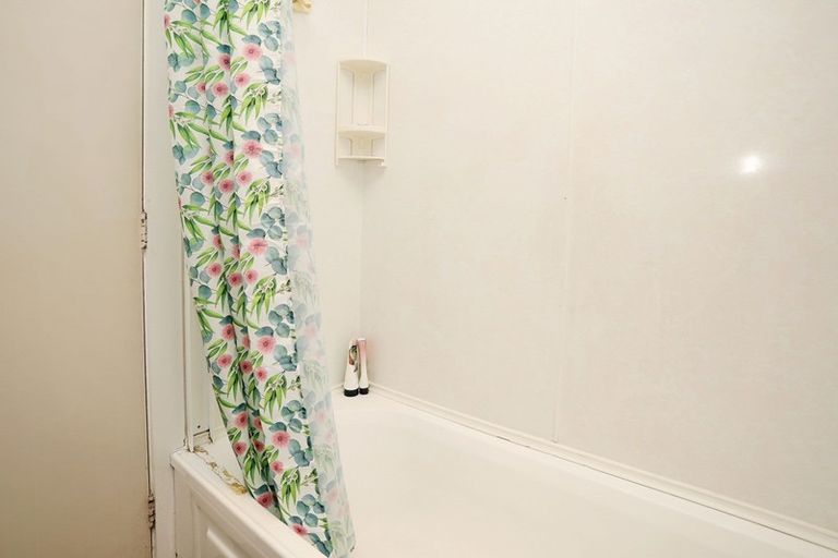 Photo of property in 38 Eden Crescent, Glengarry, Invercargill, 9810