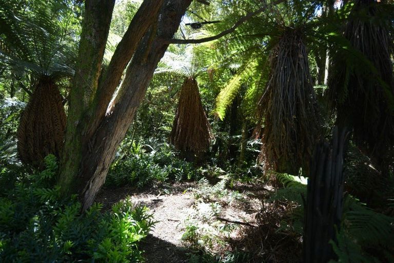 Photo of property in 33 Rakiura Parade, Otatara, Invercargill, 9879