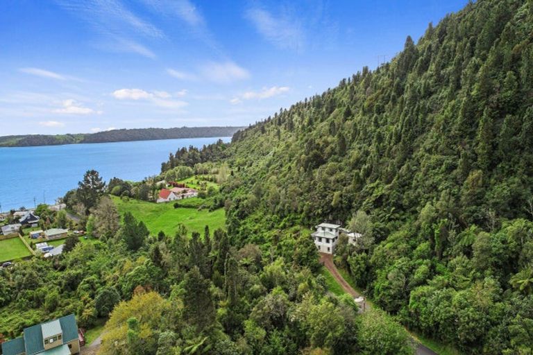 Photo of property in 29 Lake Okataina Road, Lake Okataina, Rotorua, 3074