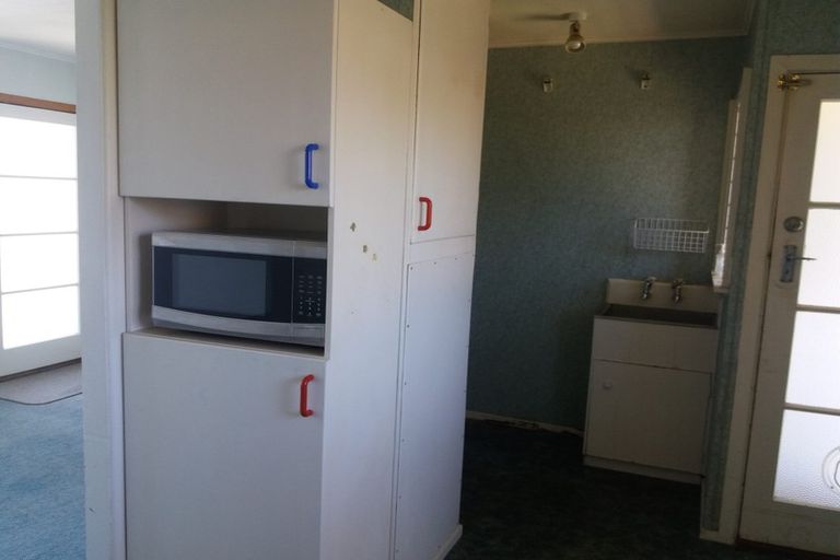 Photo of property in 1/3a Huapai Street, Onehunga, Auckland, 1061