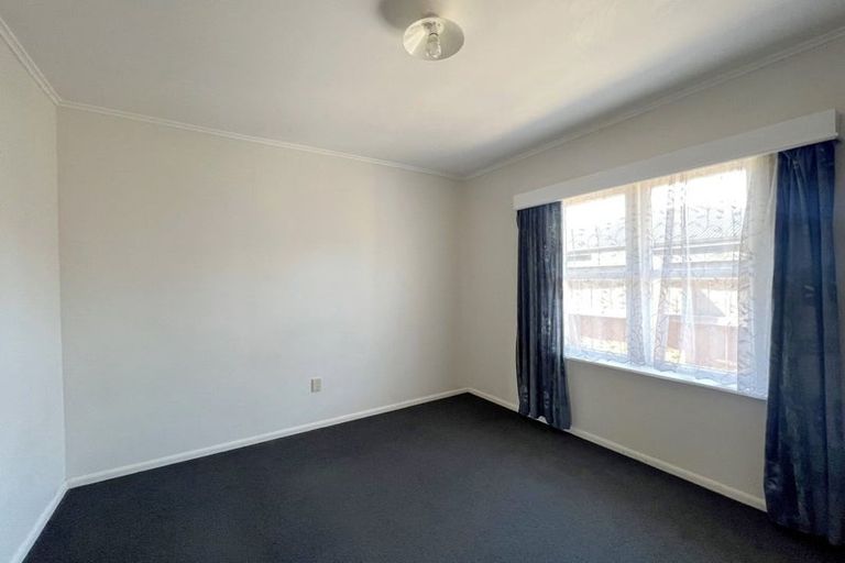 Photo of property in 1120 Heaphy Terrace, Fairfield, Hamilton, 3214